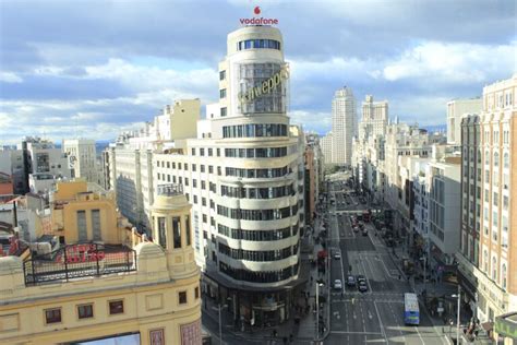 locales gays madrid|La Guía Gay definitiva de Madrid: bares, hoteles, saunas y。